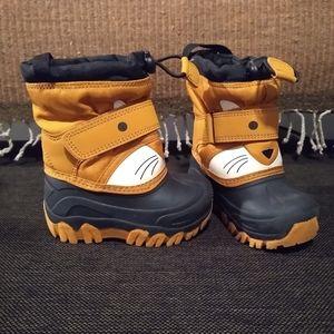 Cat & Jack Toddler Winter Boots Size 6
